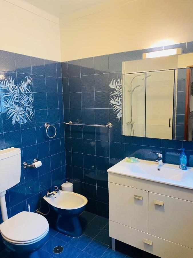 Swordfish Beach House Пениш Екстериор снимка