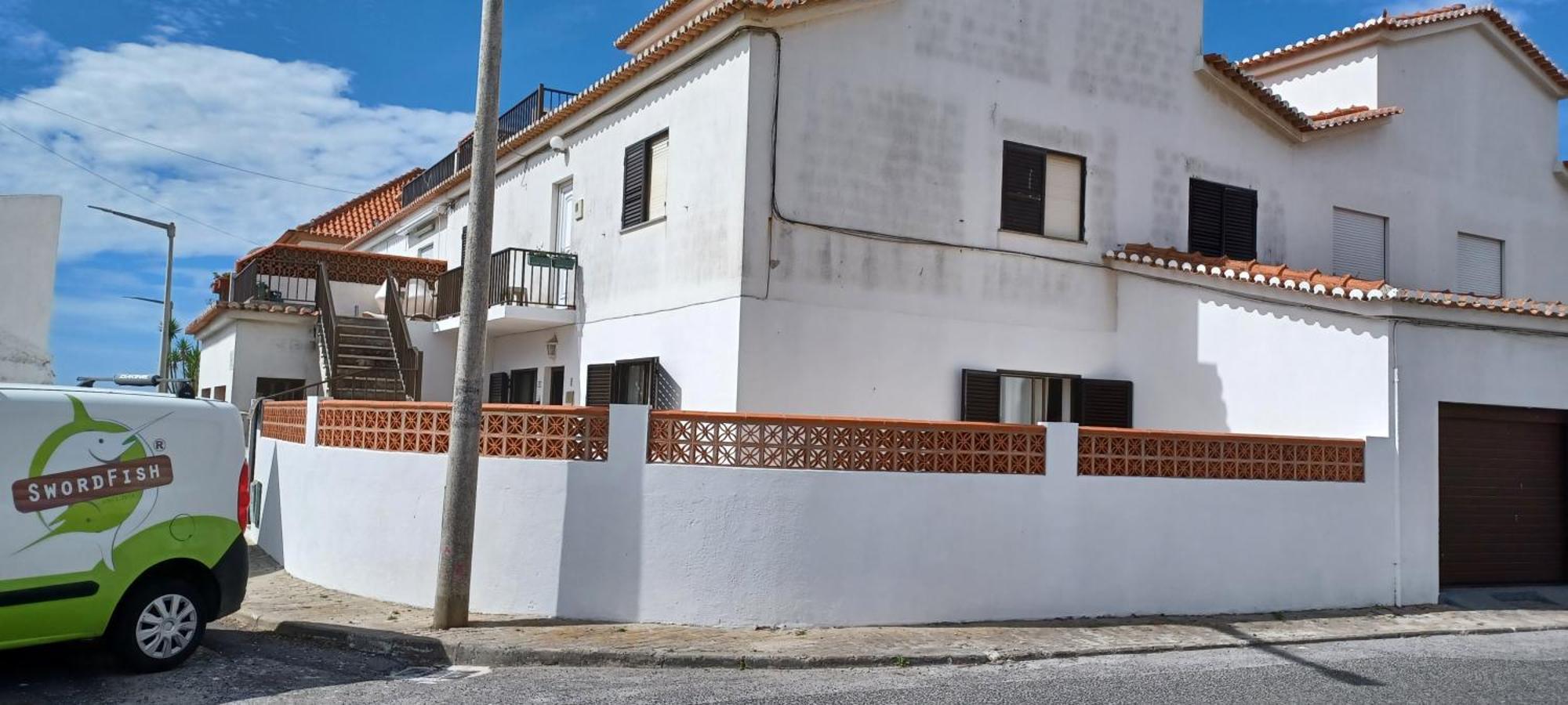 Swordfish Beach House Пениш Екстериор снимка